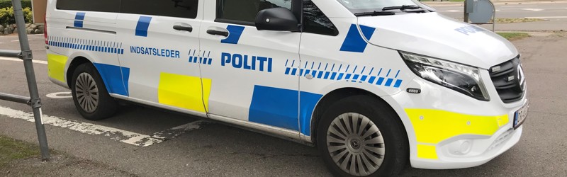 Politiets indsatsleder-bil ved Store Magleby Skole